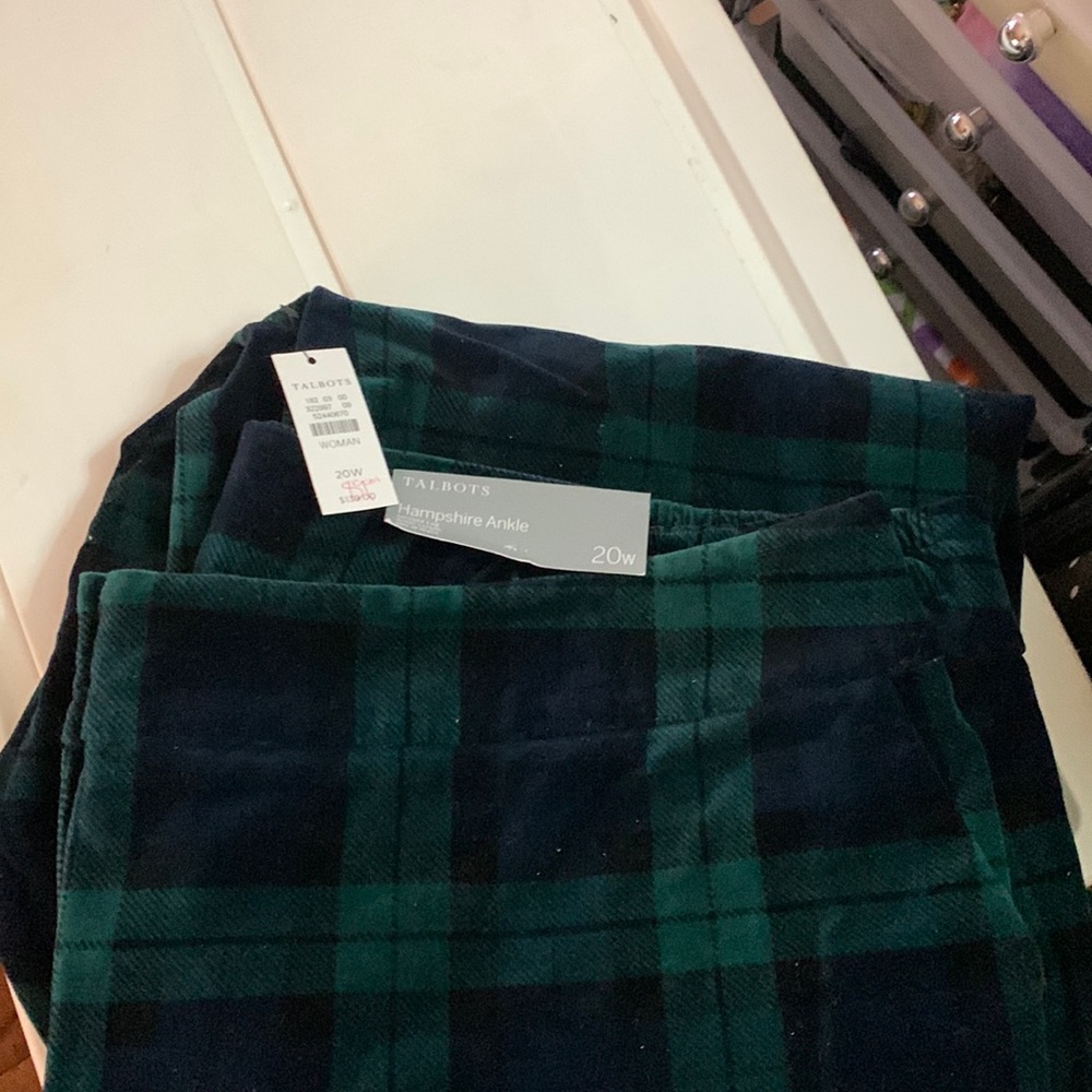Non wale corduroy jeans almost feels velvety